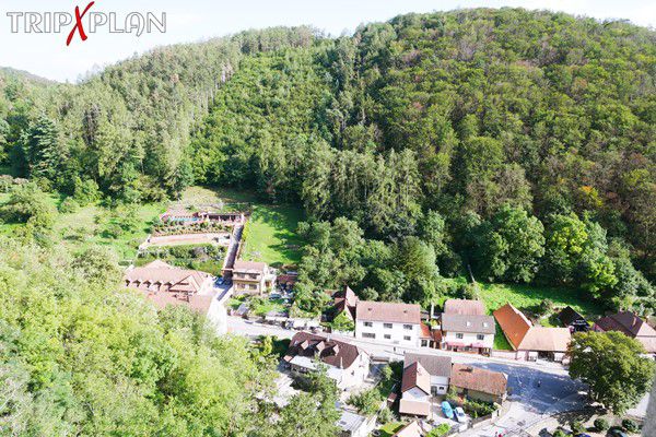 Karlstejn Castle: Half Day Trip from Prague Karlstejn Castle: Half Day Trip from Prague