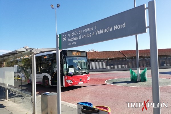 Shuttle Bus between Valencia Nord and Joaquin Sorolla Stations Shuttle Bus between Valencia Nord and Joaquin Sorolla Stations